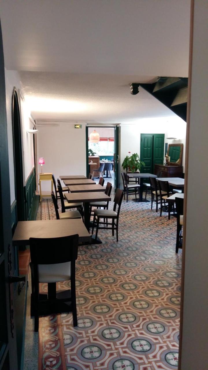 Logis Hotel Le Chene Vert Bollene Exterior photo
